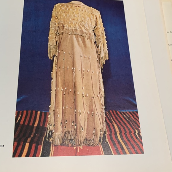 Hardcover “The  West of Buffalo Bill “ Frontier Art, Indian Crafts, Memorabilia - Picture 5 of 5